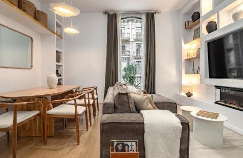 Eixample Apartamento | Moderno Apartamento en el Corazón de Barcelona