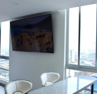 Centro International Apartamento | Moderno Apto en Centro Internacional, con Internet de alta velocidad y terraza