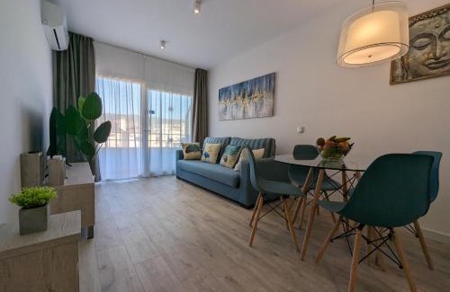 L'Estartit Apartamento | Moderno con piscina en LEstartit by Host&Joy