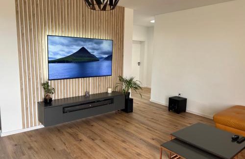 Trencin Casa | Moderny luxusny domcek s vyhladom na zamok