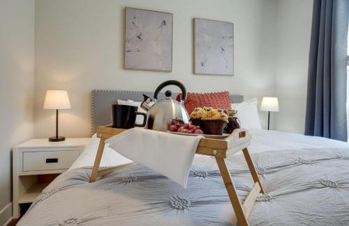 Melrose Casa | Modest Melrose - 5 Mins to Broadway - Rooftop Deck
