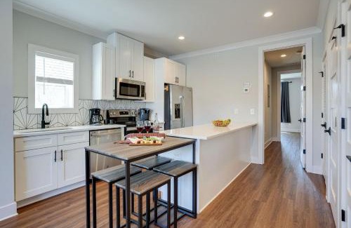 Melrose Casa | Modest Melrose - 5 Mins to Broadway - Rooftop Deck