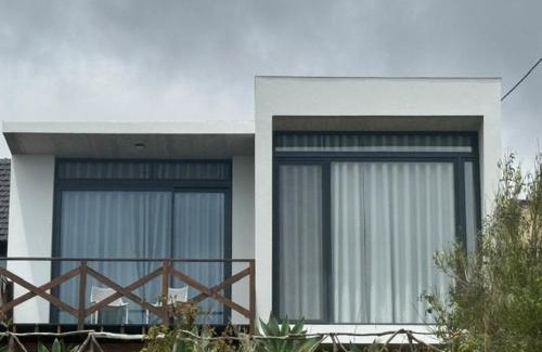 Estreito da Calheta Casa | ModuLAR