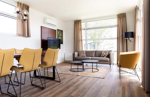 Berkhout Chalet De Esquí | ✓ Module Special at Park Westerkogge ✓ Holiday home for 6 people ✓ Located in Berkhout (North Holland) ✓ Waterfront holiday resort ✓ Book directly at the resort
