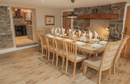Rhiw Casa | MOEL YR WYN, pet friendly, luxury holiday cottage in Aberdaron