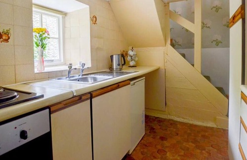 Machynlleth Casa | Una simple y tradicional casa de campo de fin de terraza, en el pueblo de Darowen, en las colinas entre Cemmae