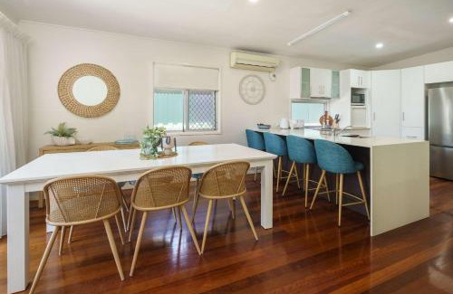 Moffat Beach Casa | Moffat Beach Magic Family and Pet Friendly Oasis