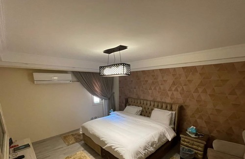 Agouza Apartamento | Mohandessin Royal Suites