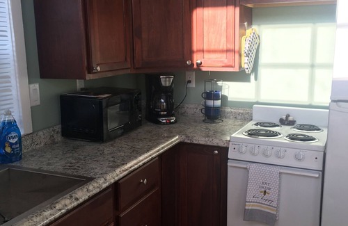 Kingman Casa | Mohave Mini Mansion in classic old town Kingman