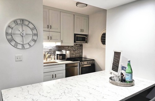 Norwich Villa | Mohegan Sun & Foxwoods Escape w/ Hot Tub, Pool, Golf, Norwich Spa Onsite!