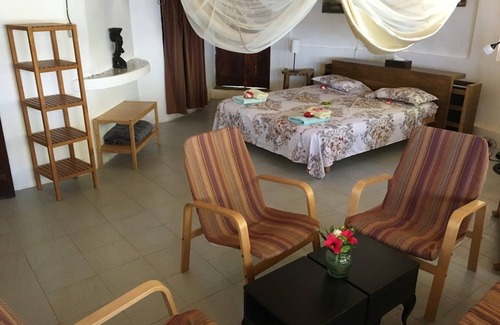 Nioumachoua Hotel | Moheli Laka Lodge