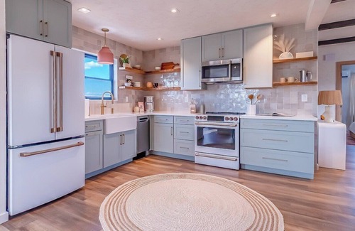 Twentynine Palms Casa | Mojave Palms · Epic Mojave Views + Sauna & Pool