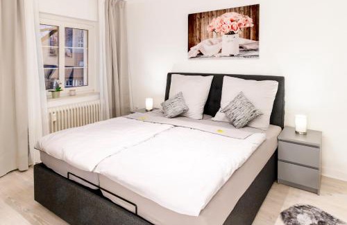 Bachviertel Apartamento | MOLA Apartments-Historische Ferienwohnung im Bachviertel Herdecke Zentrum für 3 Personen-Gratis Parkplatz-Highspeed WLAN-auch für Langzeit geeignet
