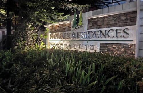 Baguio Condominio | Moldex Baguio with Balcony Wifi Netflix Near City