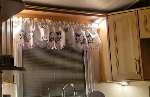Ingoldmells Complejo | MOLLIES DEN 6 Berth 2 Bedrooms Waterside Leisure Park Ingoldmells