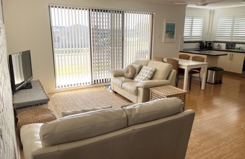 Mollymook Apartamento | Mollymook Sunrise Apartment
