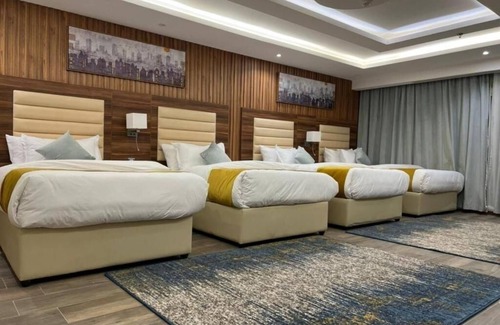Jeddah Hotel | Moments Hotel