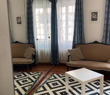Quartier Saint-Clement - Jardin des Plantes Hotel | Mon beau miroir