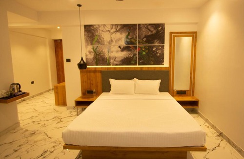 Rabale Hotel | The Monarch Montvert Rabale