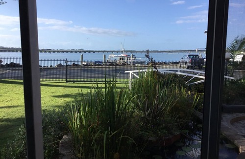 Wallis Lake Apartamento | “Mona’s On Rockpool” - Waterfront heaven