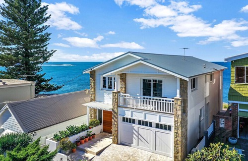 Dee Why Casa | Monash Beach House - Oceanfront