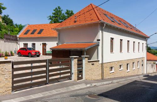 Veszprem Apartamento | Monbuhim Premier
