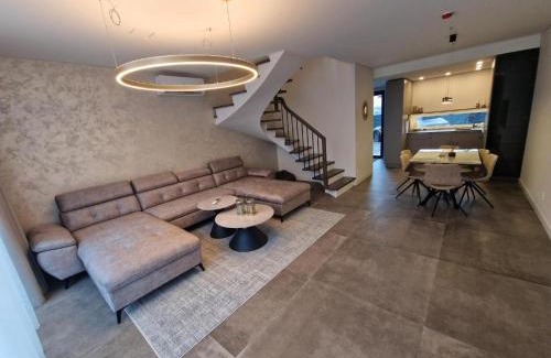 Sventoji Casa | MONCI erdvūs apartamentai Monciskėse su uždaru kiemeliu