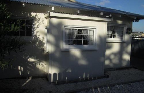 Castlecliff Casa | Monday Seaside Cottage