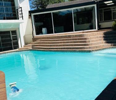 Greater Johannesburg Metropolitan Area Casa | Mondeor holiday Home