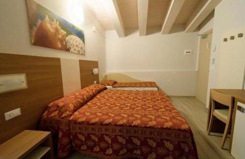 Pinarella Hotel | Mondial