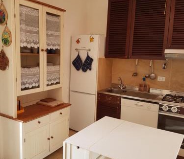 Fetovaia Apartamento | Monica
