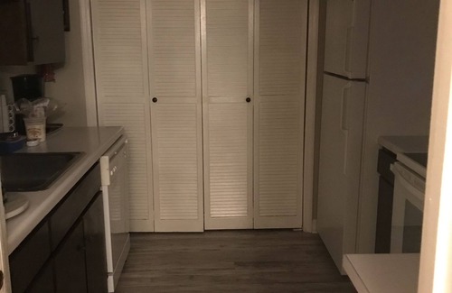 Woodfield Condominio | Monica’s Hideaway Creekside @ Huntington