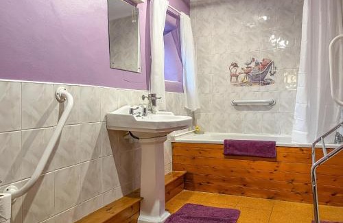 Millers Dale Casa | Monk's Memories - Uk43734