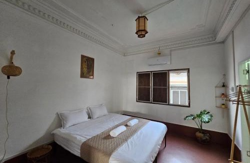 Savannakhet Casa | Monkey Guest House