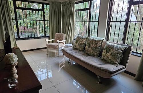 Waterfall Apartamento | Monkey Heartland