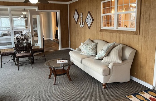 Afton Casa | Monkey Island waterfront w/ private 2-slip dock, 250' shoreline, and hot tub