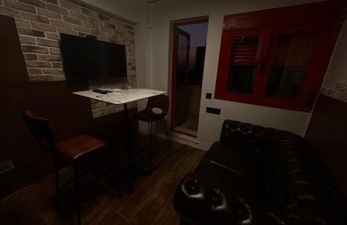 La Línea de la Concepción Casa | Monkey Room