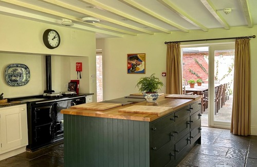 Monnington-on-Wye Casa | Monnington House & Cottages 12 bedrooms 12 bathrooms Great for special stays.