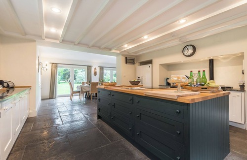 Monnington-on-Wye Casa | Monnington House & Cottages 12 bedrooms 12 bathrooms Great for special stays.