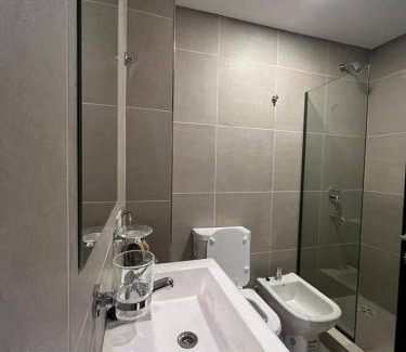 Villa Dolores Apartamento | Monoambiente a estrenar, centrico con garage