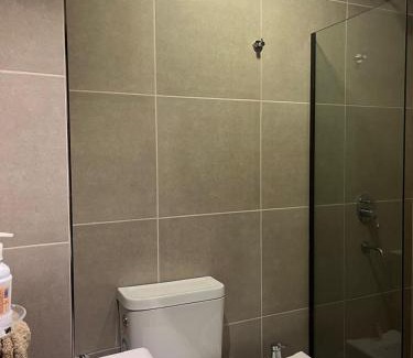 Villa Dolores Apartamento | Monoambiente a estrenar, centrico con garage