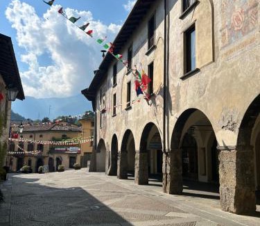 Clusone Casa | Monolocale All'orologio