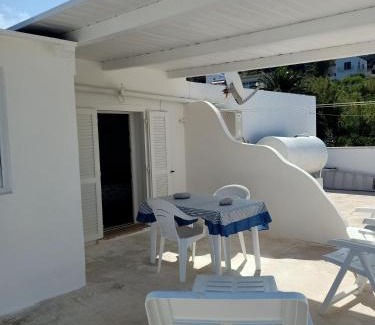 Le Forna Apartamento | Monolocale blù sul terrazzo a le Forna