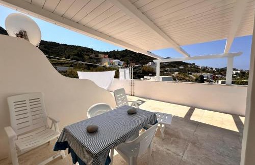 Le Forna Apartamento | Monolocale blù sul terrazzo a le Forna