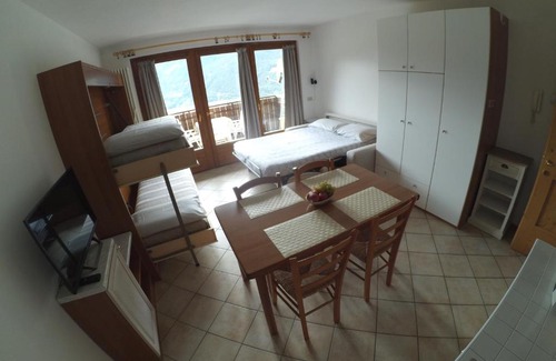 Valdisotto Apartamento | Monolocale Casericc
