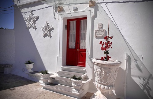 Centro Storico Casa | Monolocale Deluxe con Uscita sul Borgo Storico di Massafra e Vista Castello