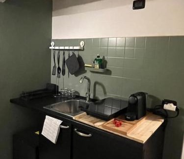 Oltretorrente Apartamento | Monolocale Emanuele 5