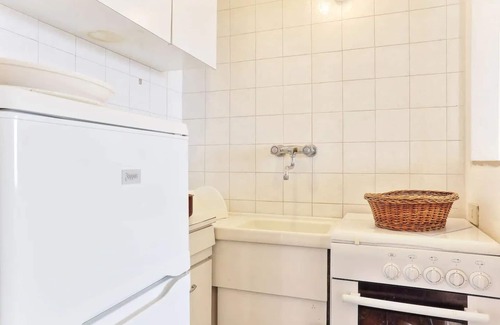 Zanca Apartamento | Monolocale in giardino con meravigliosa vista sul mare e sul tramonto