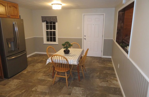 Jonestown Casa | Monroe Valley Guesthouse near Swatara State Park, Hershey, other attractions!