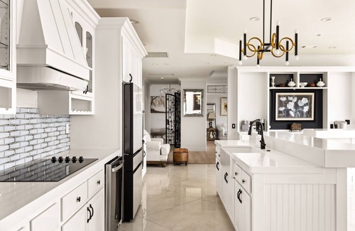Fallbrook Casa | Monserate | Wine Country w Infinity Pool + Views